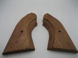 Remington New Model Army Mahogany Two-Piece Rough Shaped Gri