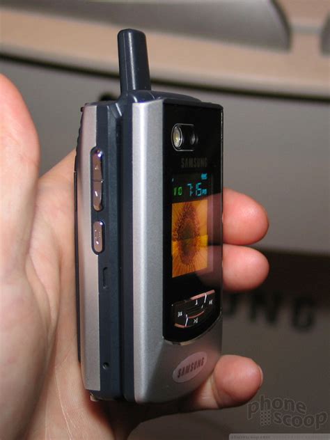 Samsung Showcase 2004: i550 : i550 (Phone Scoop)