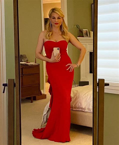 Jessica Collins - Social Media 04/18/2020 • CelebMafia
