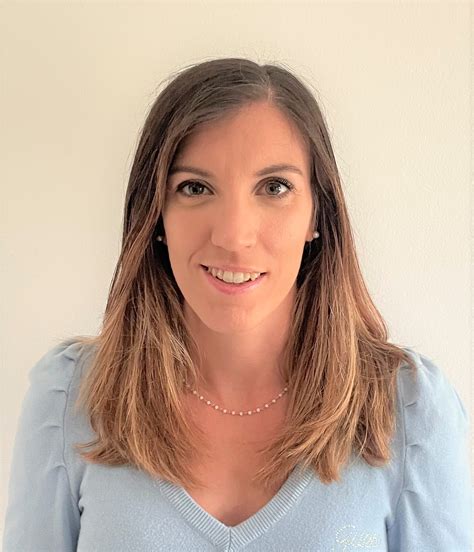 Mariella Mezzina, Psicoterapeuta ad orientamento Analitico Transazionale