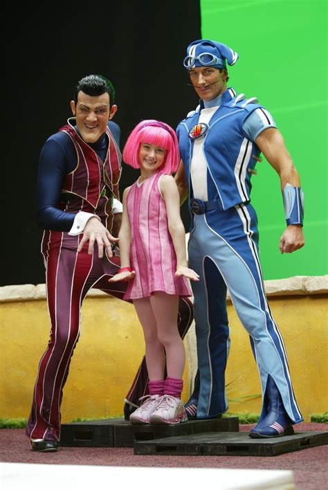 Best 12 Stephanie and Sportacus – Artofit