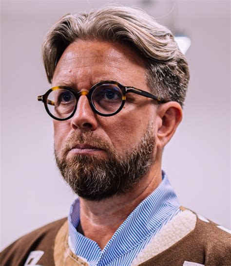 Short fringe haircut men styles are the top choice for the summer 26