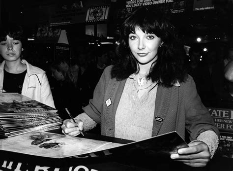 Kate Bush wird 64: Hier sind ihre 5 besten Songs - Musikexpress