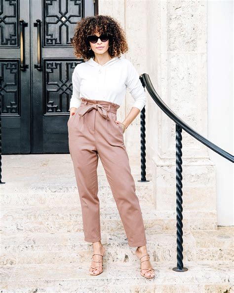 Amazon drop off store locations make returning items incredibly easy 19