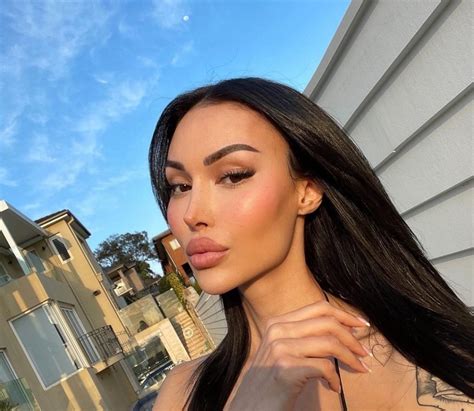 Annelese Milton Age, Biography, Height, Net Worth, Family & Facts