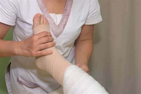 Benefits and Uses of Compression Therapy in Wound Care