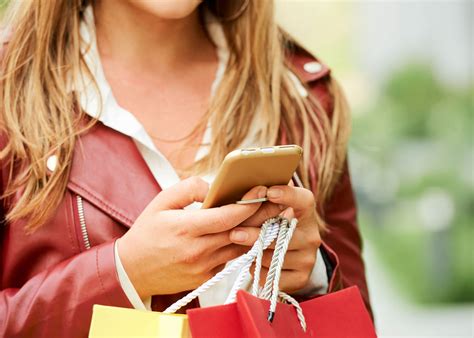 Three Times Snapchat Nudes Went Badly Wrong - Awrt