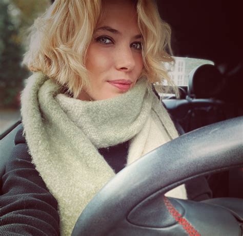 VenusWorldOfficial on Twitter: "Good MORNING BEANS! 😘🌞 I hope you kick