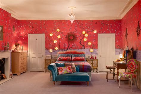 House sit for Paddington and The Browns in their London home