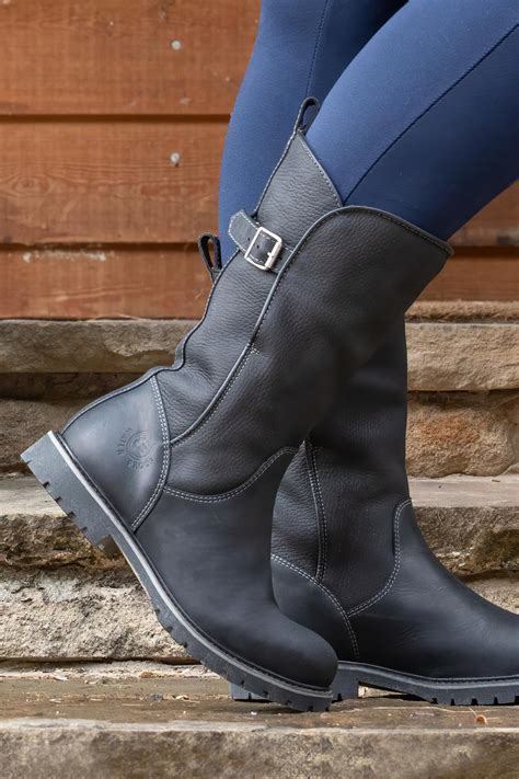 comfortable waterproof boots womens