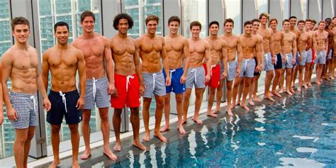 rise  fall  abercrombie fitch business insider