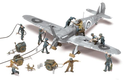 Airfix WWII Ground Crew 1:48 model kit | at Mighty Ape NZ