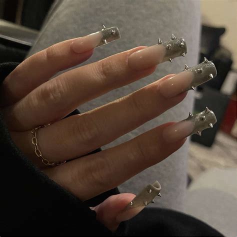 22 Silver French Tip Nail Ideas for a Shiny Metallic Twist