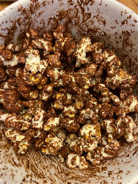 how to make chocolate popcorn at home