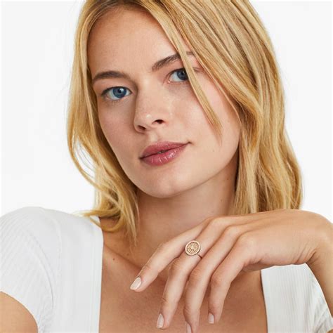 Shop Promise Rings For Her | JamesAllen.com