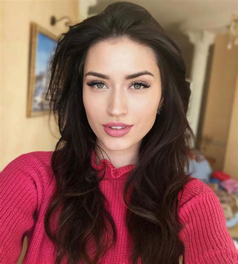 🔥 Women Secretly Love Older Men—Find Out Why & Start Chatting! | 🔥