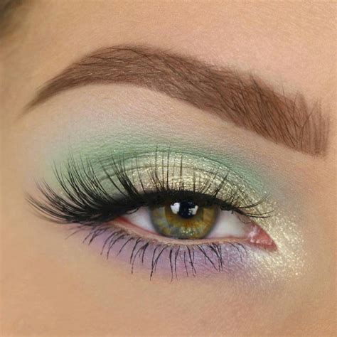 Pin by Saori on makeup | Colorful eye makeup, Makeup for green eyes ...