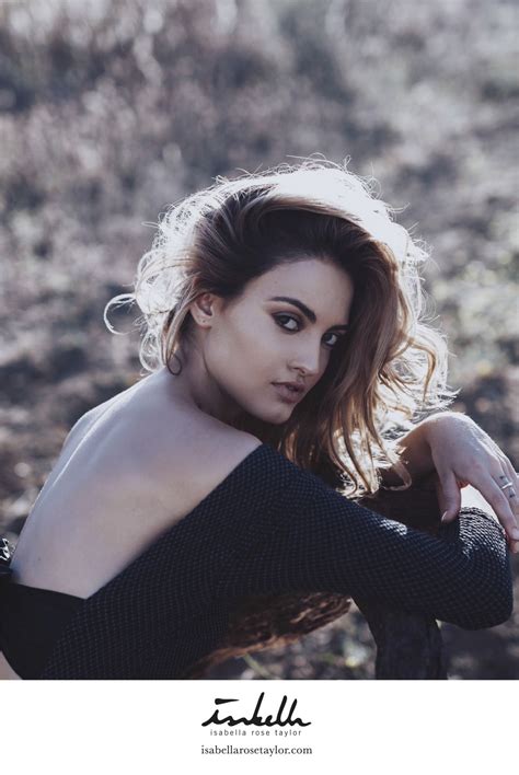 Trew Mullen - Isabella Rose Taylor Fall 2015 Lookbook • CelebMafia