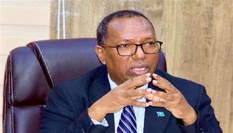 somalia minister  finance  forced  withdraw  decision  fire