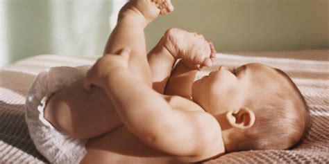 15 RSV Symptoms in Babies All Caregivers Should Be Aware of Right Now ...