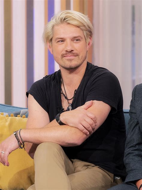 Taylor Hanson’s Family Guide: See His 7 Kids With Wife Natalie