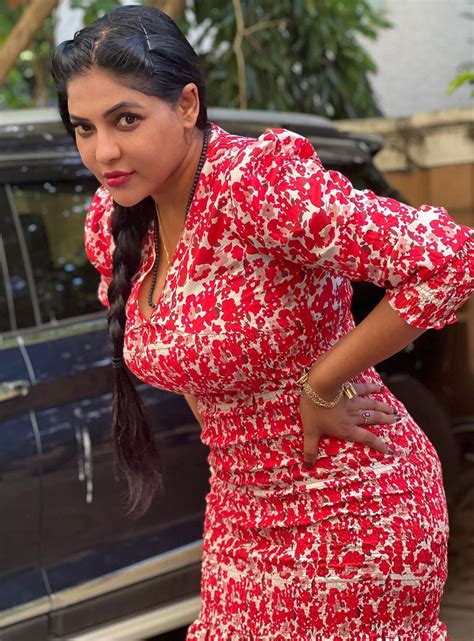 Reshma Pasupuleti sizzling photoshoot stills - South Indian Actress