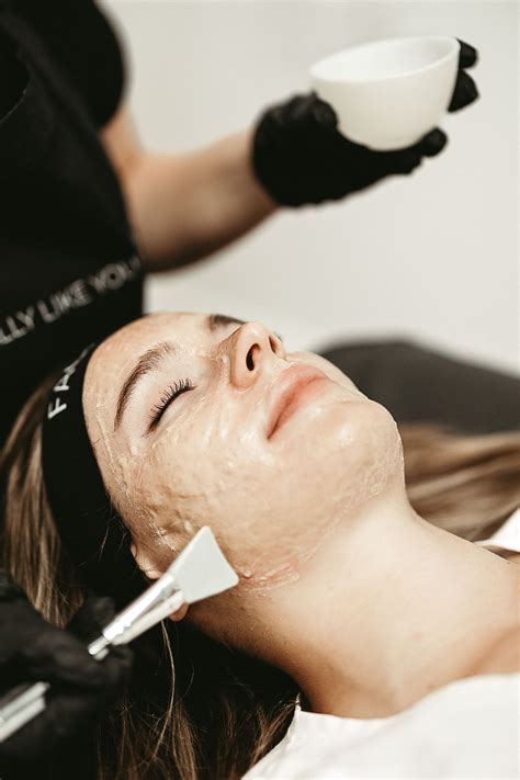 Fast Facial Bar Face Foundrié Plans Franchise Expansion