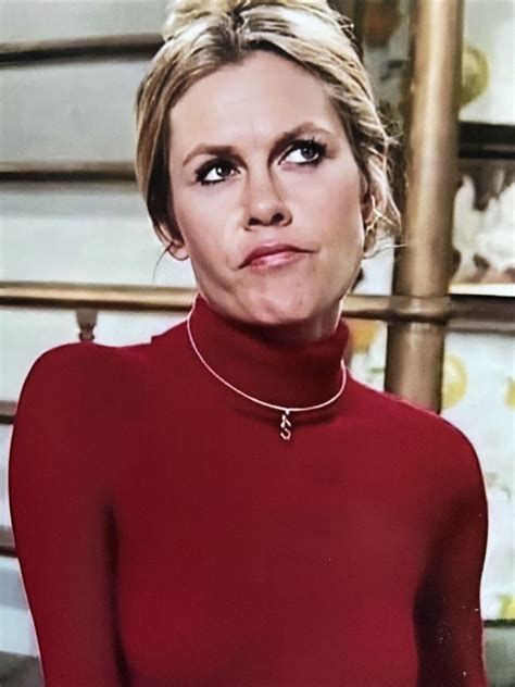 Pop Pics: Elizabeth Montgomery