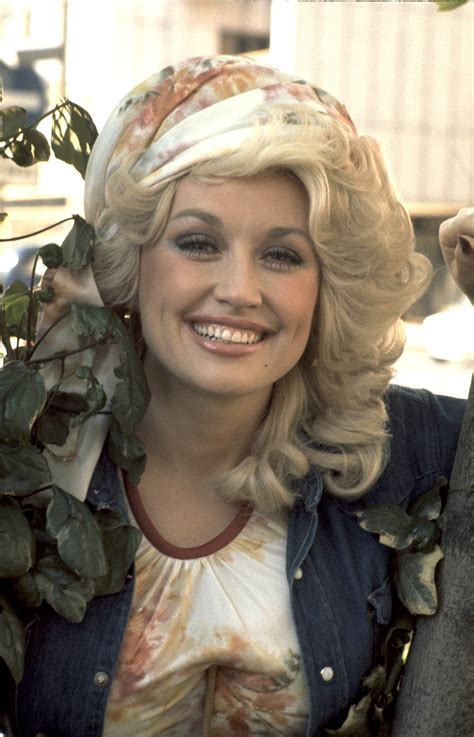 Dolly Parton’s Husband of 58 Years Has Stayed Hidden from the Public