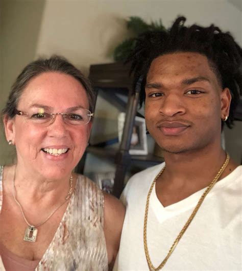 Grandma Who Invited Wrong Person to Thanksgiving Has Him Back Again