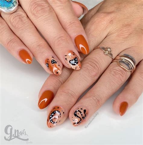 30+ Burnt Orange Nails To Complete Fall-Inspired Looks