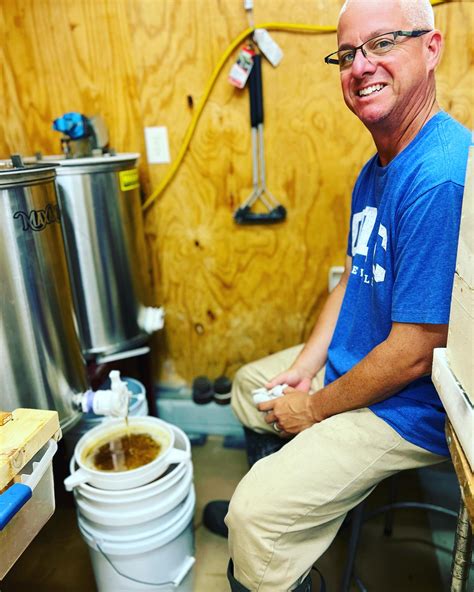 Kelly Hayes UrbanFarmandForage (@kellyhayes53098) • Instagram photos