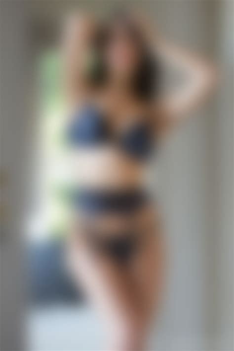 Lexi Storm : lingerie