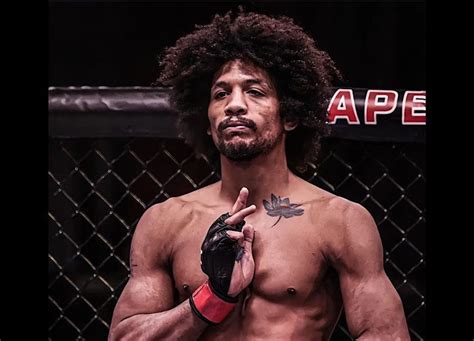 what is mma fighter alex caceres net worth