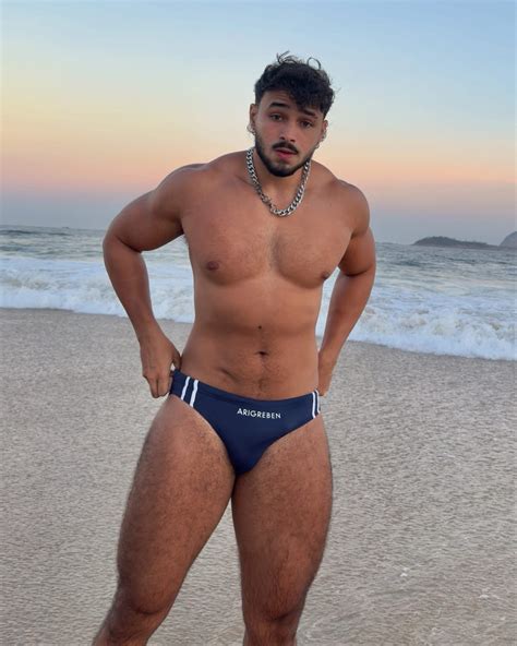 @heelsjobbers on Tumblr