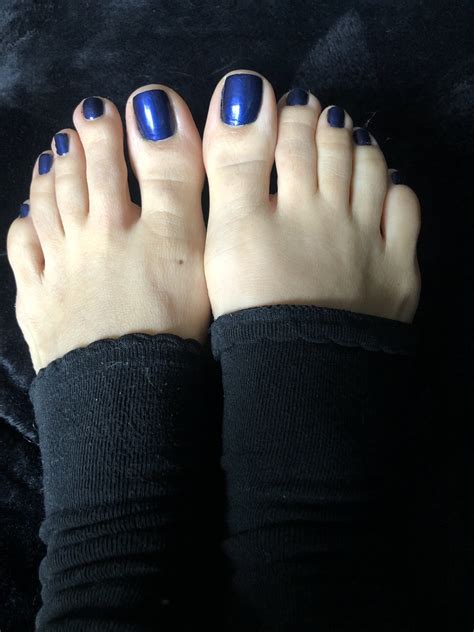 Jamie Daniels's feet