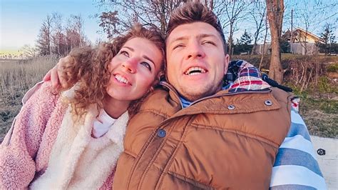 Наша дача. Родители и шашлыки - YouTube