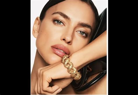 Ирина Шейк для Elle USA