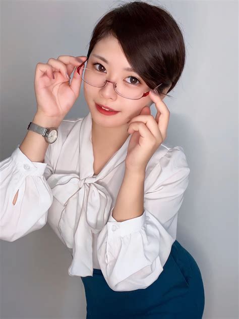想像を凌駕する変化…宮越虹海、「何でもしてくれる秘書」グラビアが話題 | ENTAME next - アイドル情報総合ニュースサイト