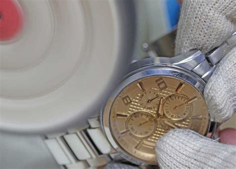 5 Simple Steps To Rust-Free Brilliance: Polish Your Stainless Steel Watch At Home