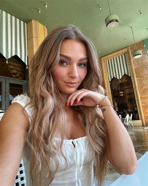 Irina Baeva Seduce En Instagram