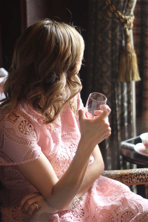 Afternoon Tea at Toronto’s Fairmont Royal York Hotel - sparkleshinylove