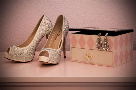 #SwarovskiHeels #QuinceHeels #Quince #DaisyCouture #Glamorous #XV #