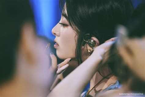 230508 Huh Yunjin - 1st Studio Album: UNFORGIVEN (Weverse Magazine