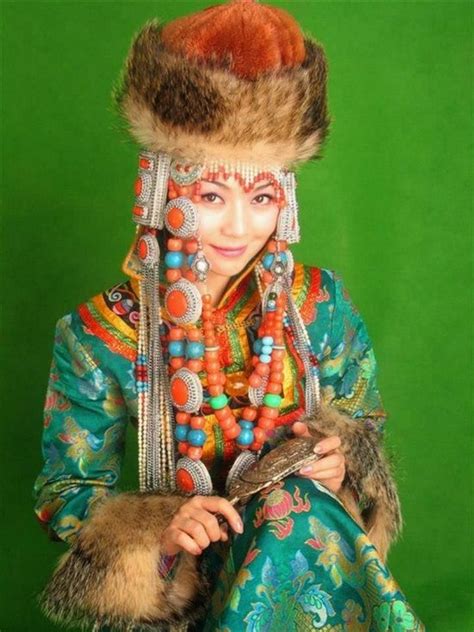 A Mongolian girl | Turkish culture, Ancient cultures, Central asia