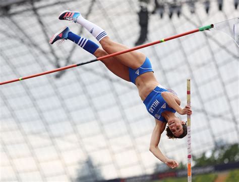 Greek pole vaulter Katerina Stefanidi - Hottest Female Athletes