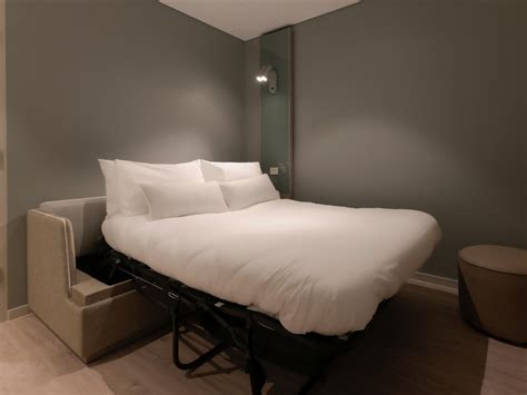 Holiday Inn Express & Suites Sunshine Coast Guest Room & Suite Options