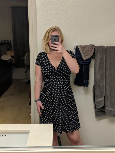 Wife next door type. Looking for similar. No bbw no mature, please be