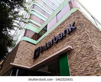 edificio banco de credito del peru mas de  fotos de stock