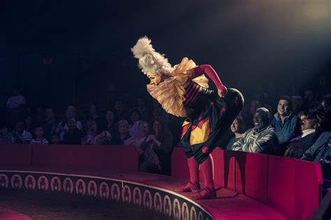 Acrobuffos | Wordless Comedy Around the Globe
